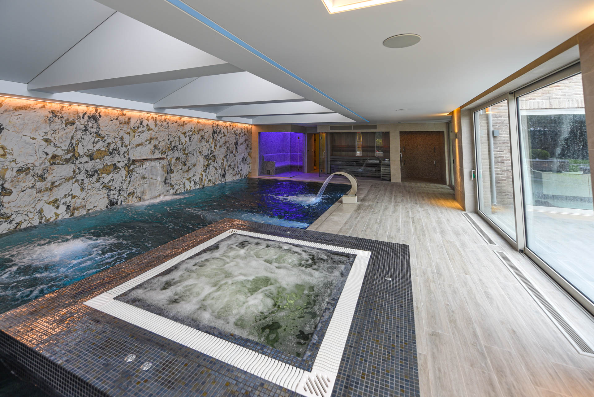 Imrans Luxury Pool in Whitefield Manchester Preston Pools Luxury