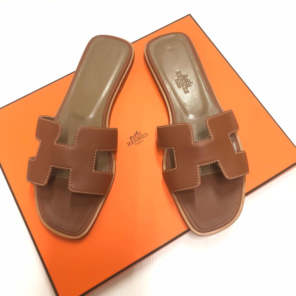 Hermes Oran sandals Gold