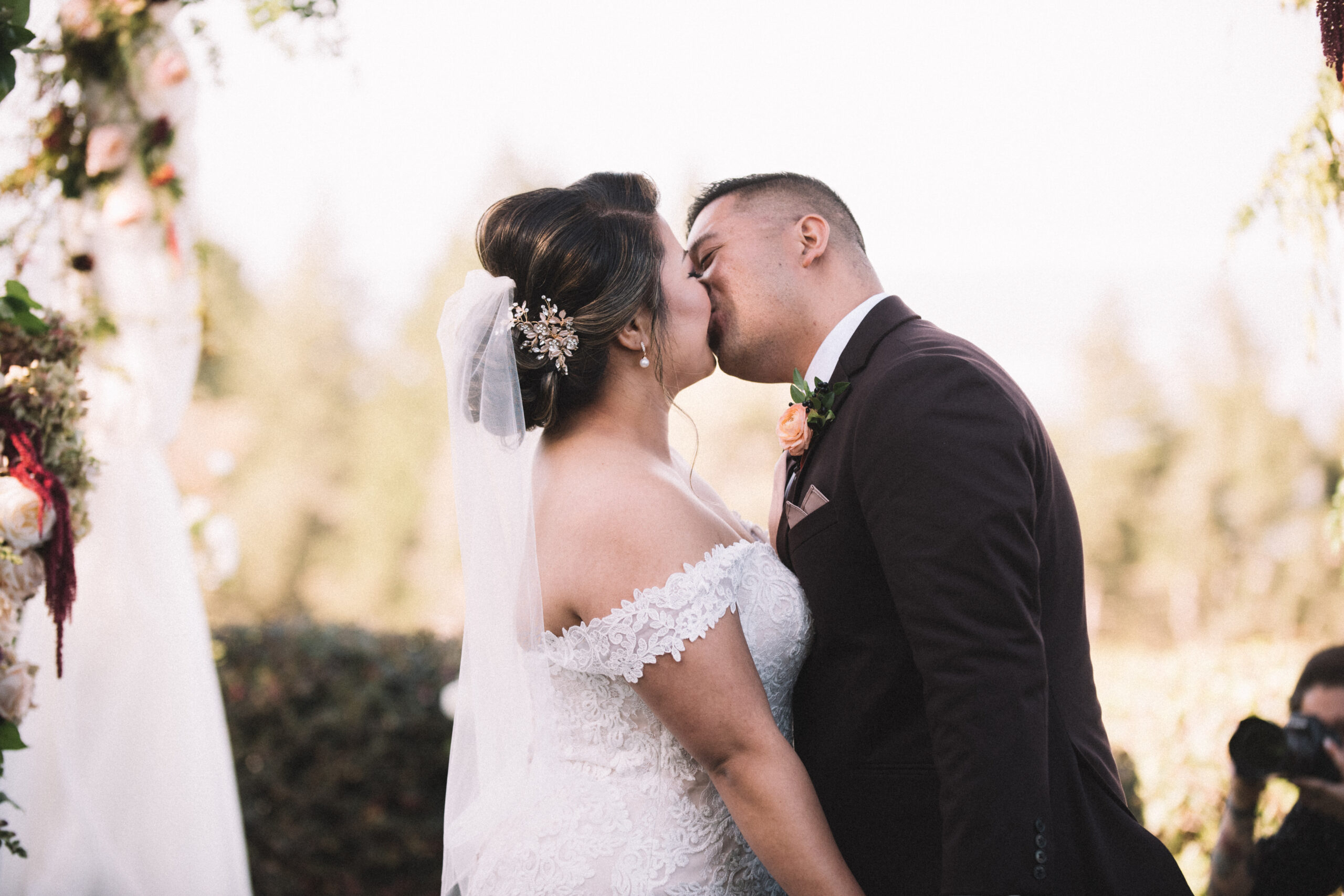 Real Wedding Fall Wedding in the Bay Area With A Modern Look and