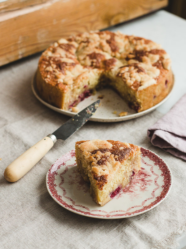 Raspberry Crumb Cake Pretty. Simple. Sweet.