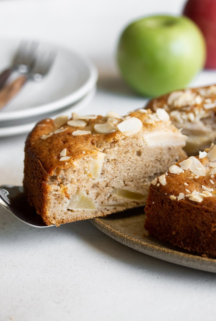 Easy Apple Cake (That Tastes Amazing!) Pretty. Simple. Sweet.
