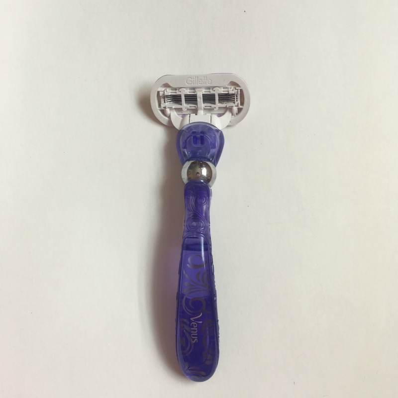 Gillette Venus (R) Swirl (TM) Razor Pretty Smart Reviews