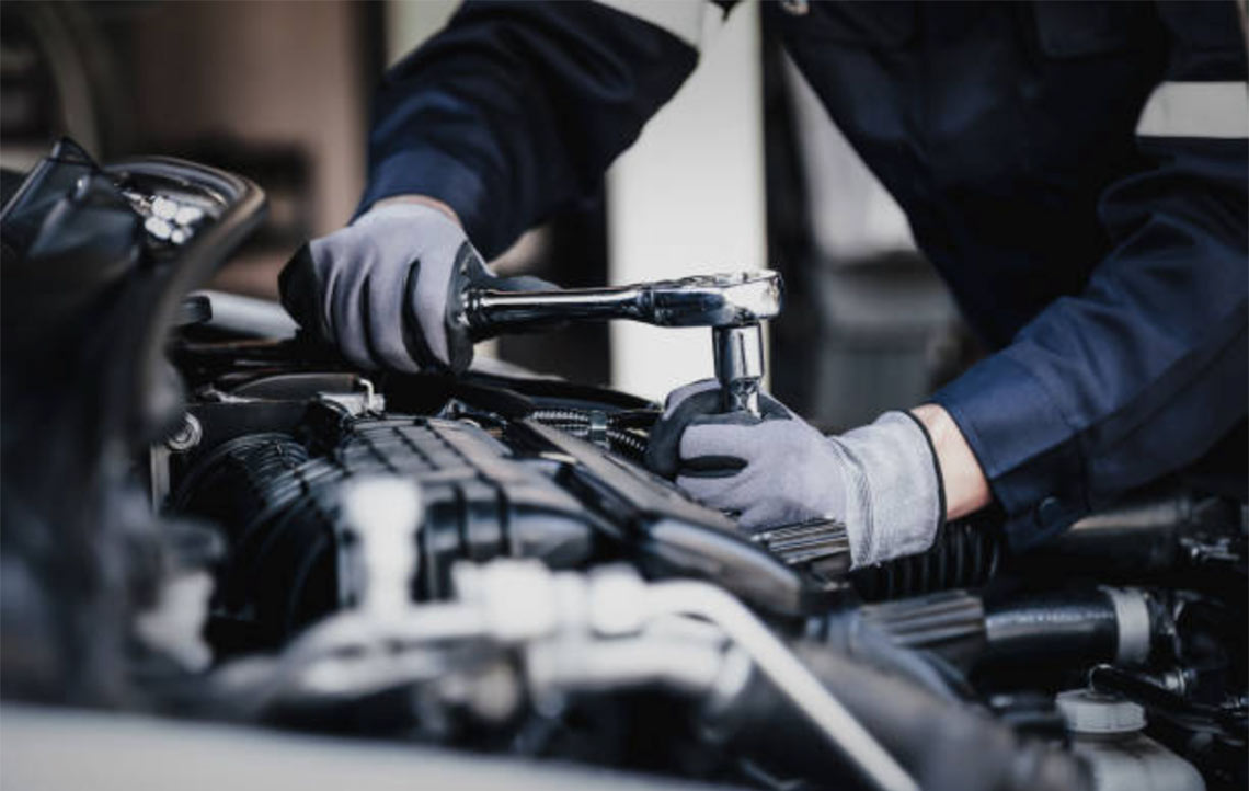 7 Advance Auto Free Services: Check Engine Light, Battery