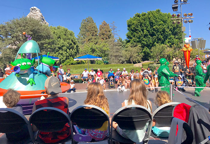 Disneyland Private VIP Tour Review How It Works + Cost (OMG!)