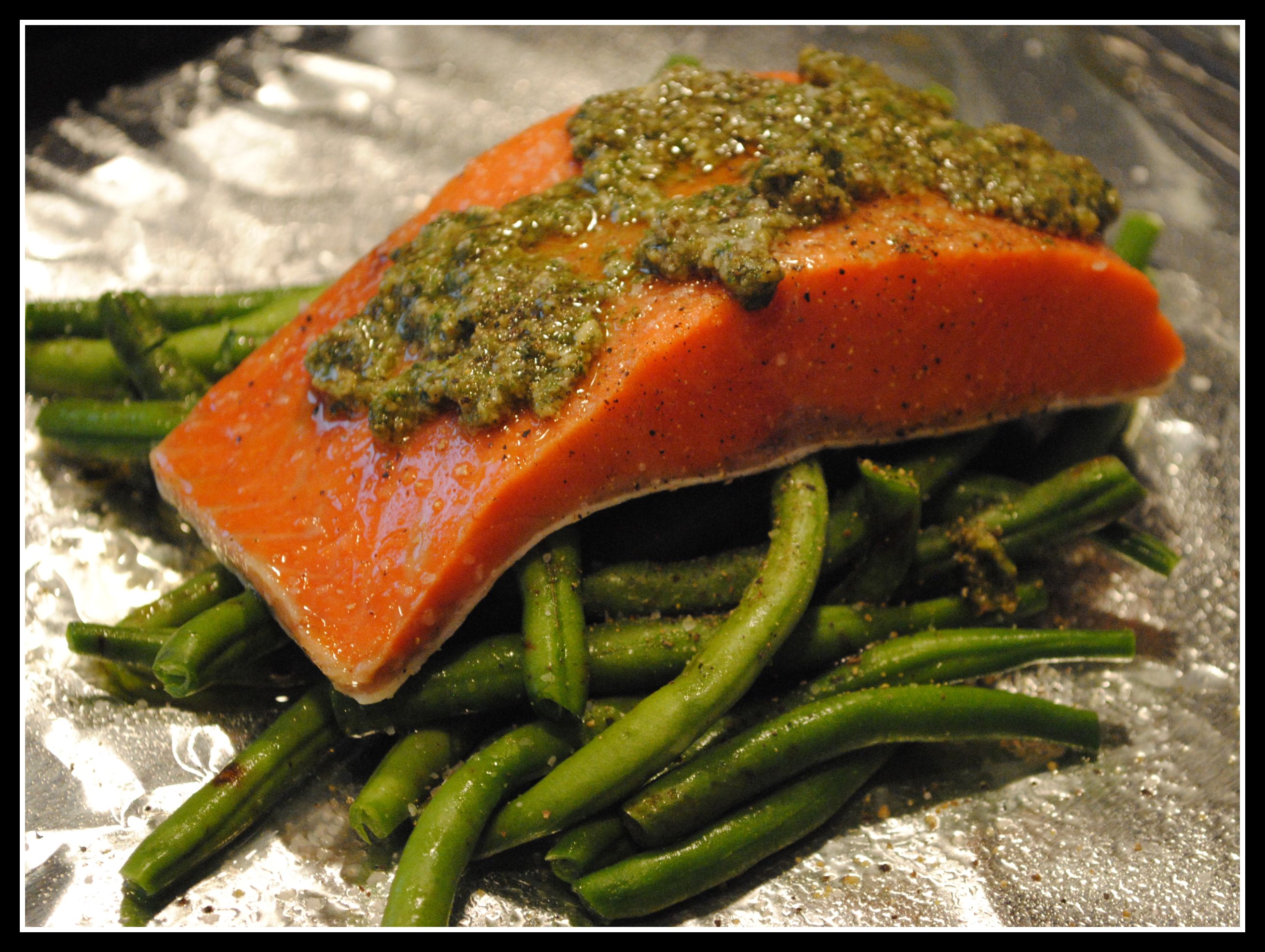 Salmon Baked in a Foil Parcel with Green Beans and Pesto Prevention RD