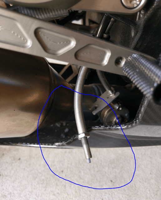 BMW s1000rr Exhaust valve cables help Netrider Connecting Riders!