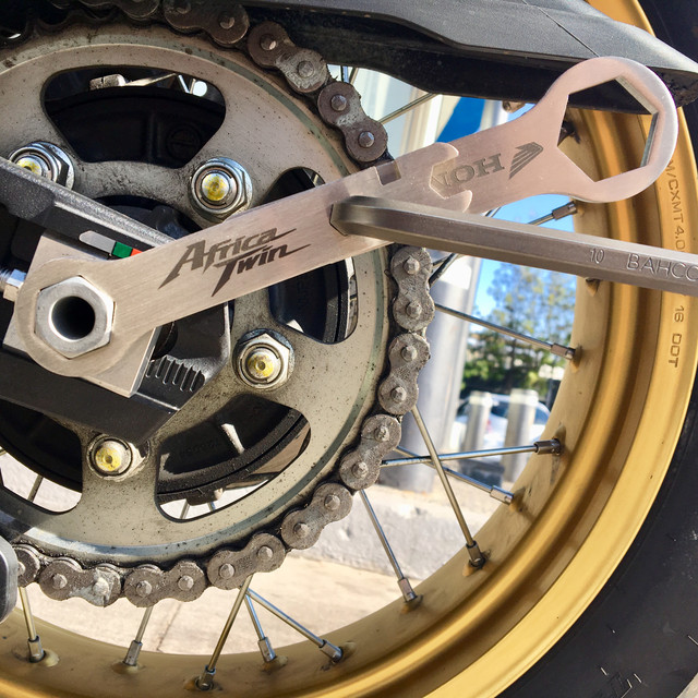 Tool kit for the honda crf1000 africa twin Honda CRF1000L Africa Twin