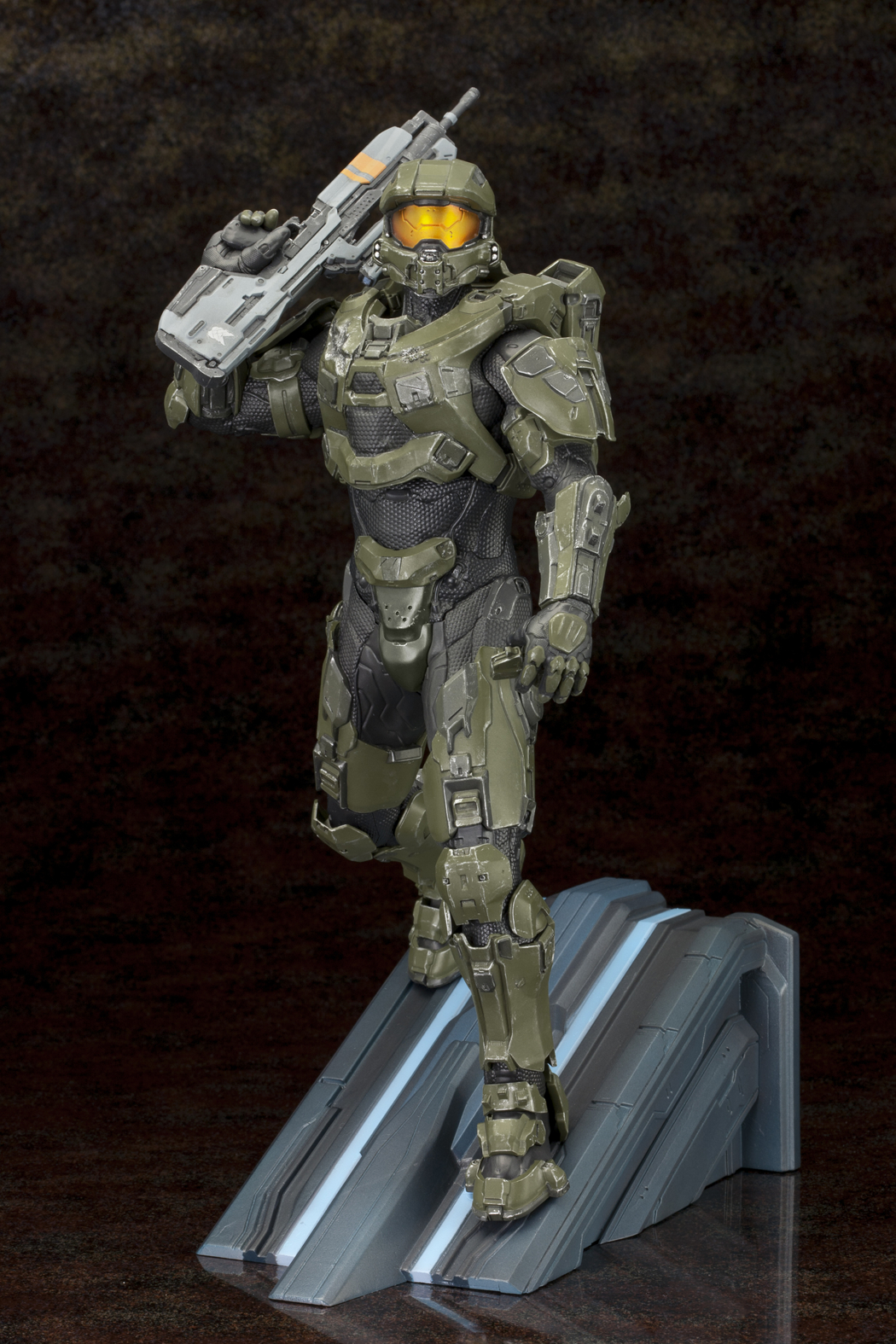 JUN142290 HALO MASTER CHIEF ARTFX STATUE Previews World