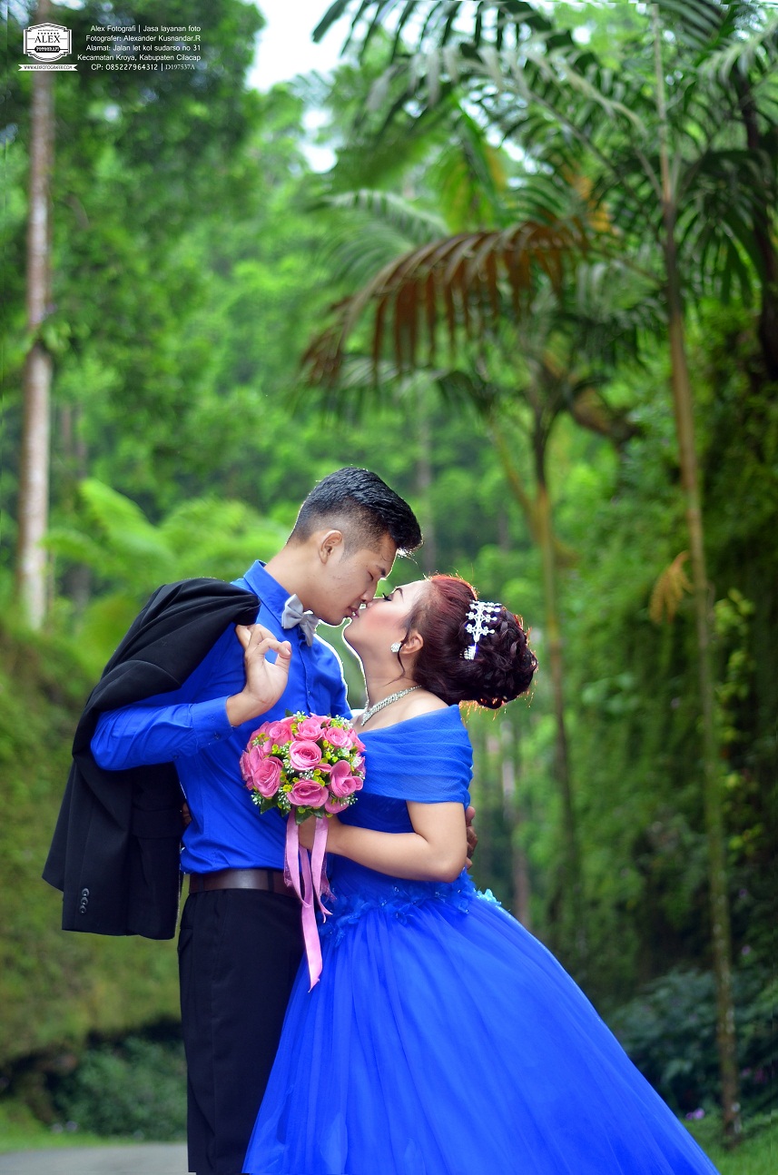 Foto Prewedding Purwokerto Baturaden & Table Nine: Triafa & Wisnu – Prewedding Purwokerto