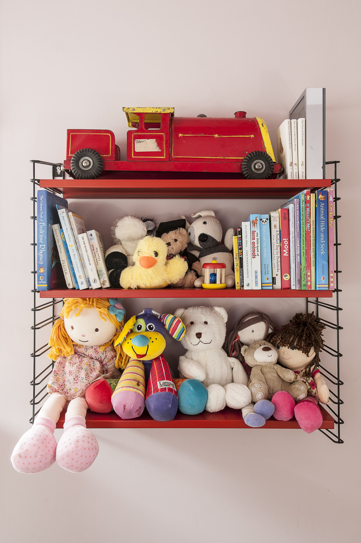 The Stylish Family Home Priceless Magazines