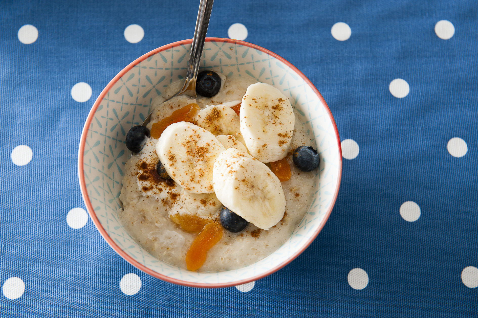 Blueberry & Apricot Slow Cooker Porridge Priceless Magazines