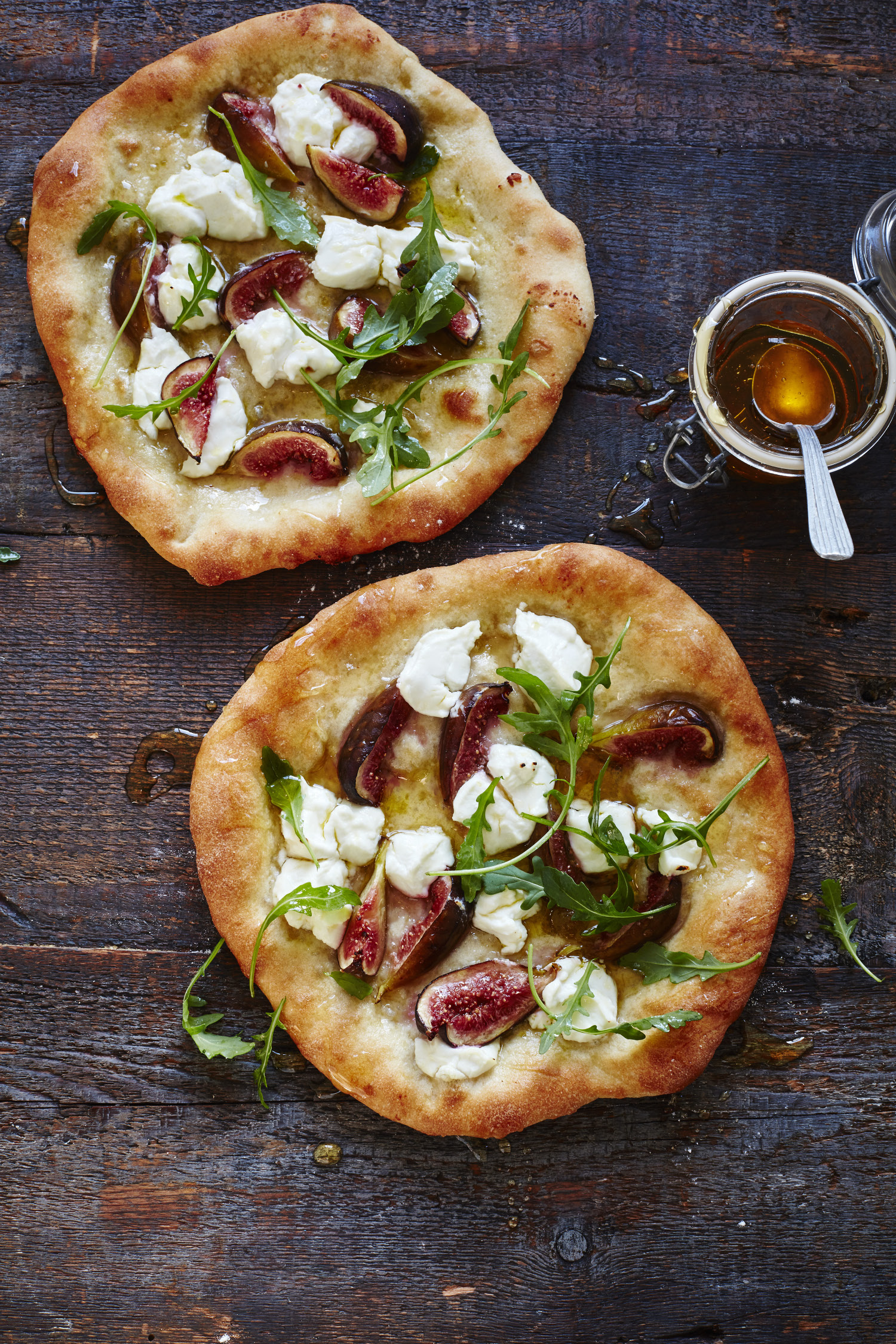 Pizza with Figs, Goat’s Cheese, Rocket & Honey Priceless Magazines