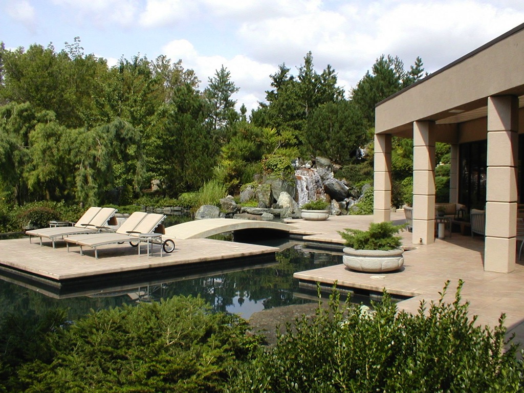 Woodgate Estate 7,900,000 Pricey Pads