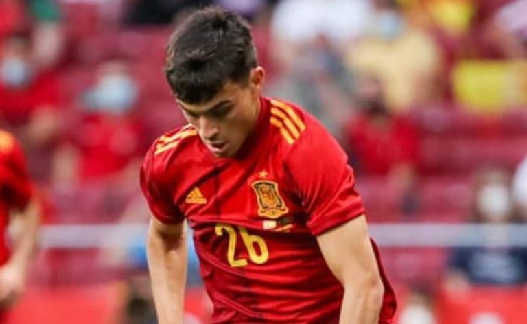 Pedri Fifa 21 Fifa 21 Wonderkids Best Young Spanish Players To Sign