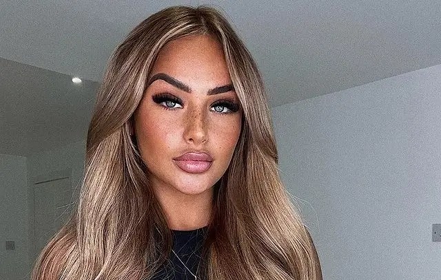Courtney Hodgson Wiki, Age, Haris Namani Ex-Girlfriend, Love Island
