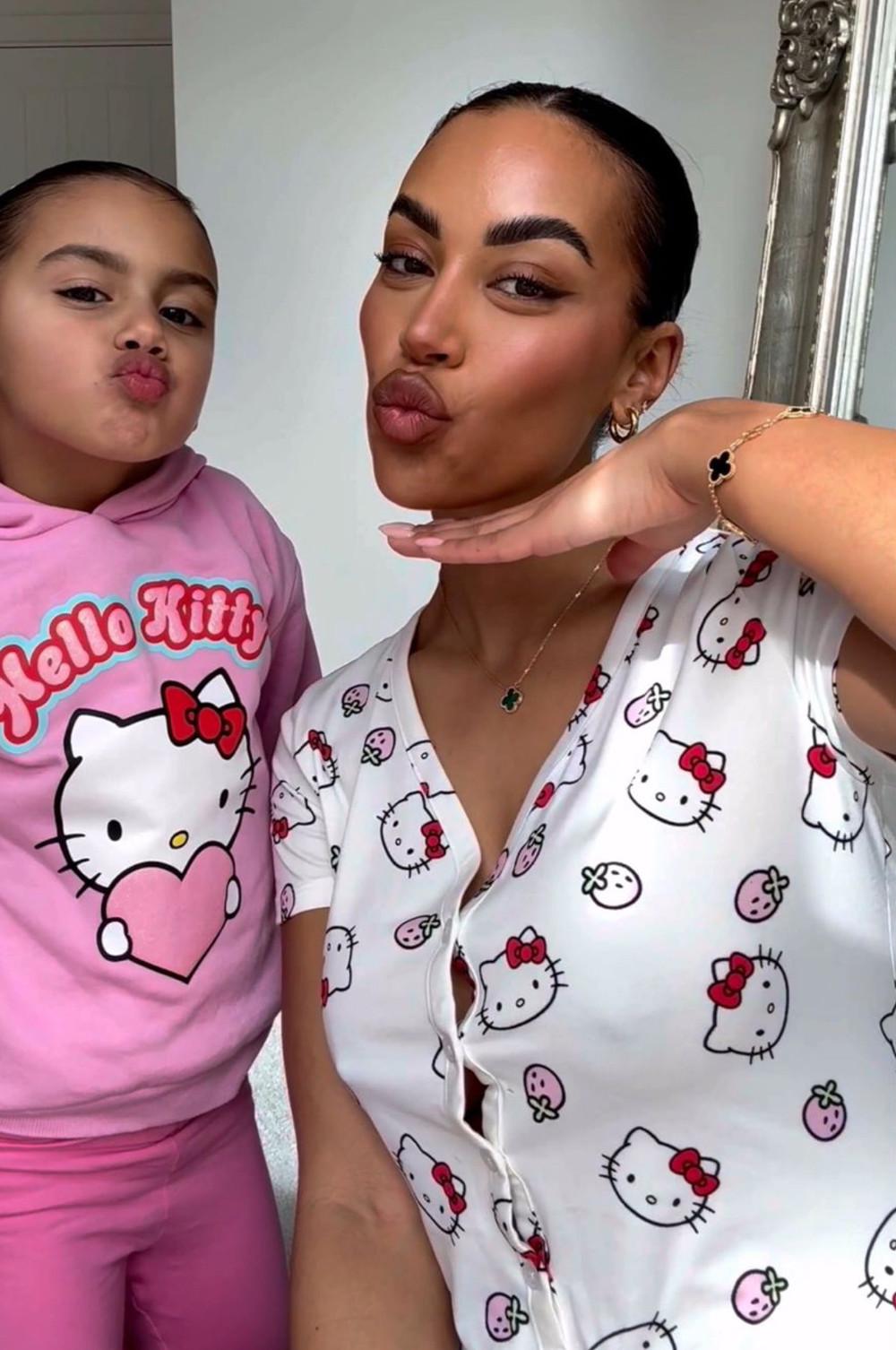 Roupa e acessórios Hello Kitty Primark(04)