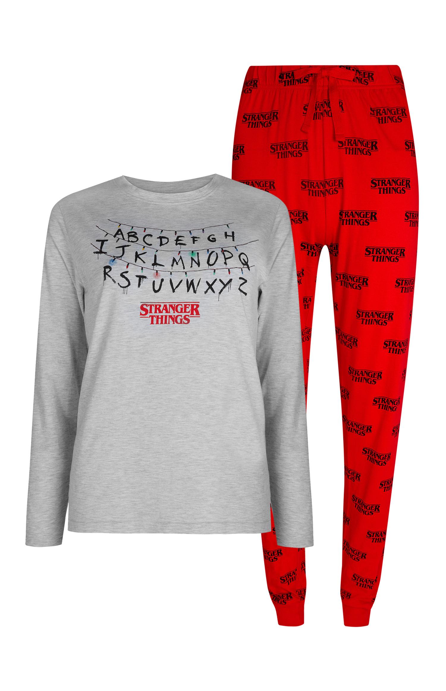 Grijze pyjamatop en rode pyjamabroek Stranger Things Klaarrr
