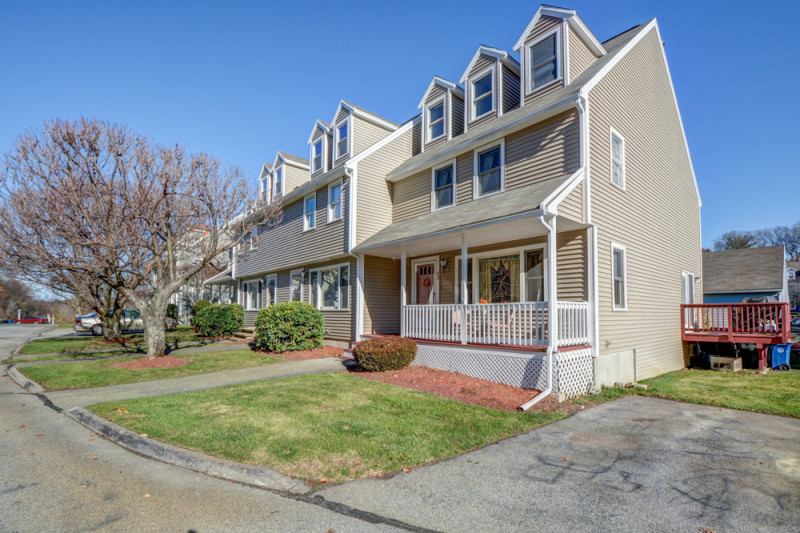 52 Merrimack Meadows Ln Tewksbury, 01876 Ron Carpenito, Prime