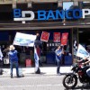 Protesta de trabajadores del Banco Piano