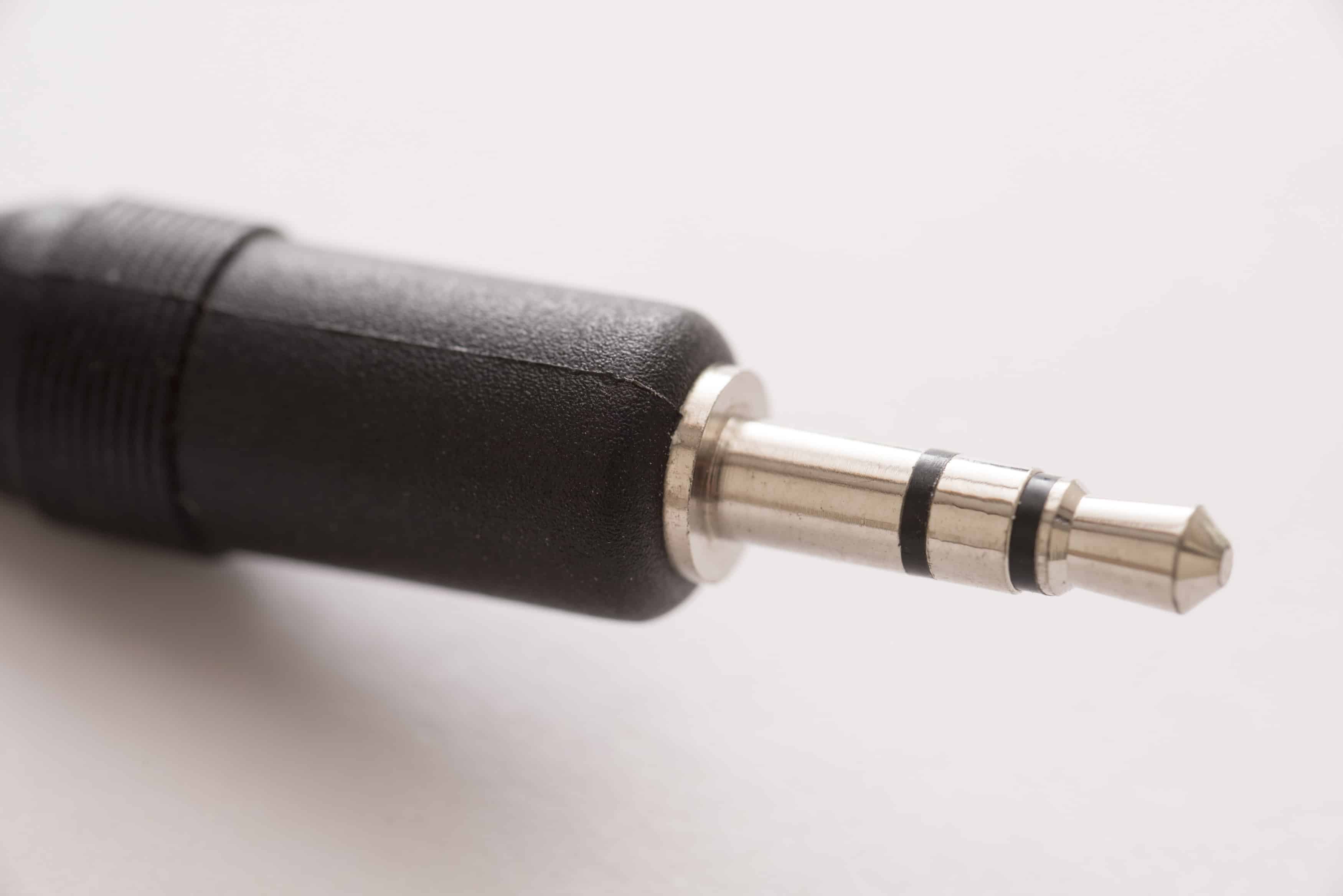 XLR vs. TRS Which One Is Best For You?