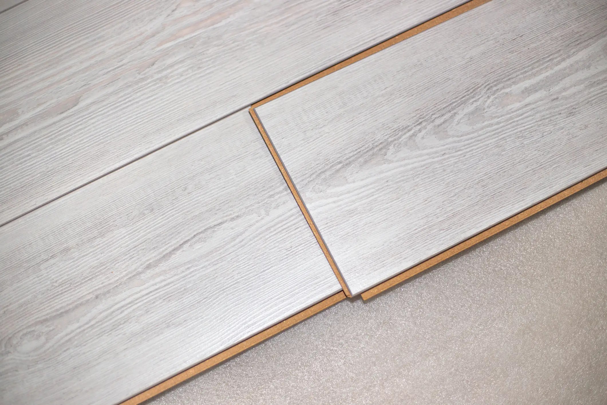 Pros and Cons of Luxury Vinyl Plank (LVP)