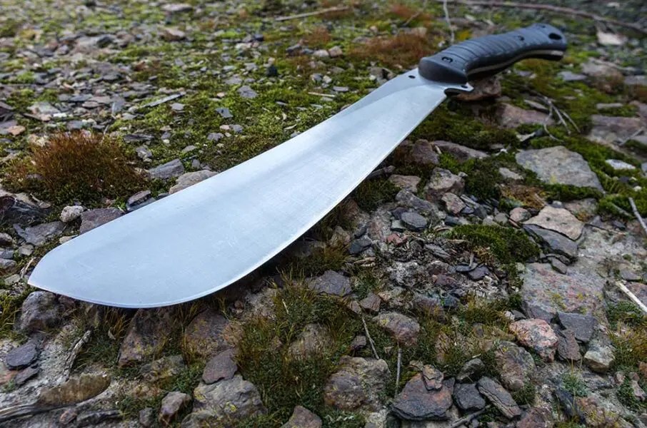Best Survival Machete Top 10 Wildlife Cleavers Reviewed