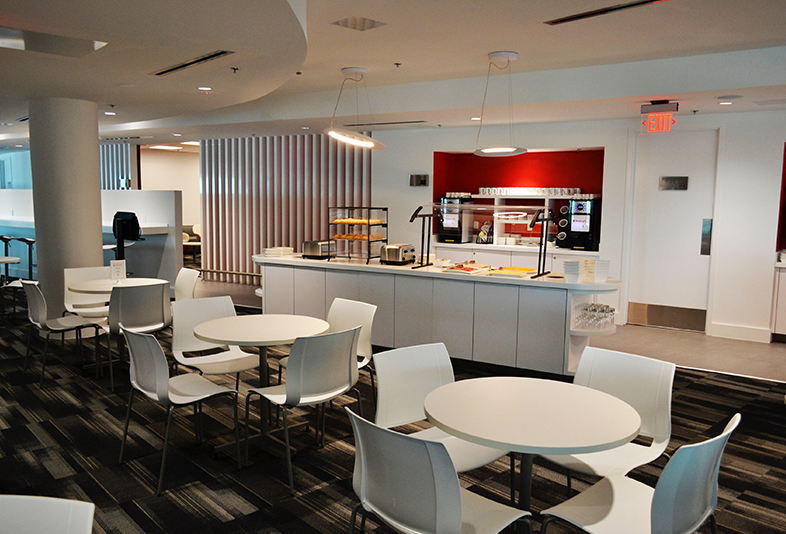 Avianca Lounge Terminal J, Miami International Airport Primetime