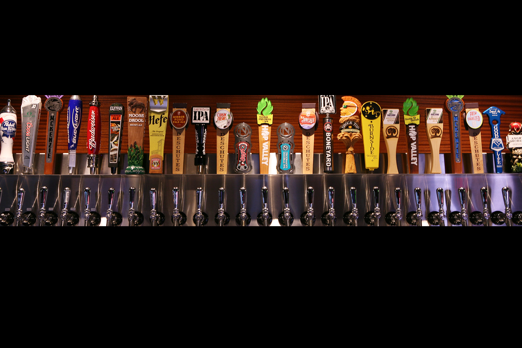 Gallery PrimeTime Sports Bar & Grill