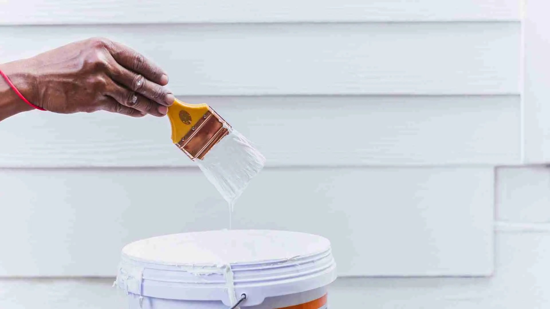 Exterior Paint Common Problems and How To Fix Them