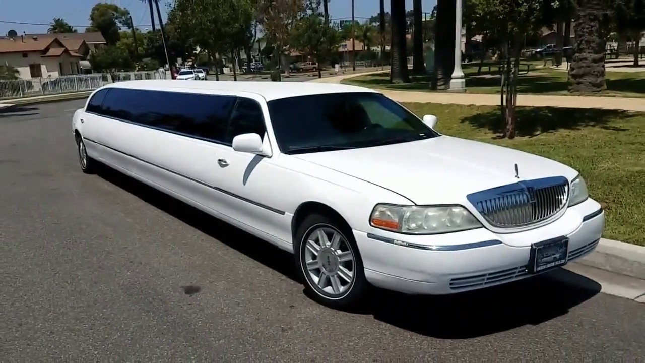 LINCOLN STRETCH TOWNCAR LIMO Primo Limo Raleigh, NC