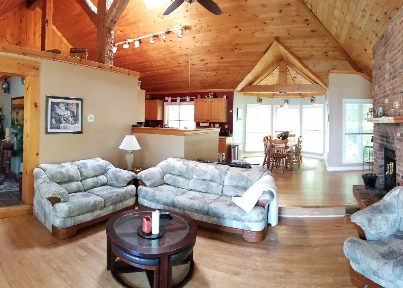 Discover The Tranquil Sandbanks Summer Laughlin Cottage 1