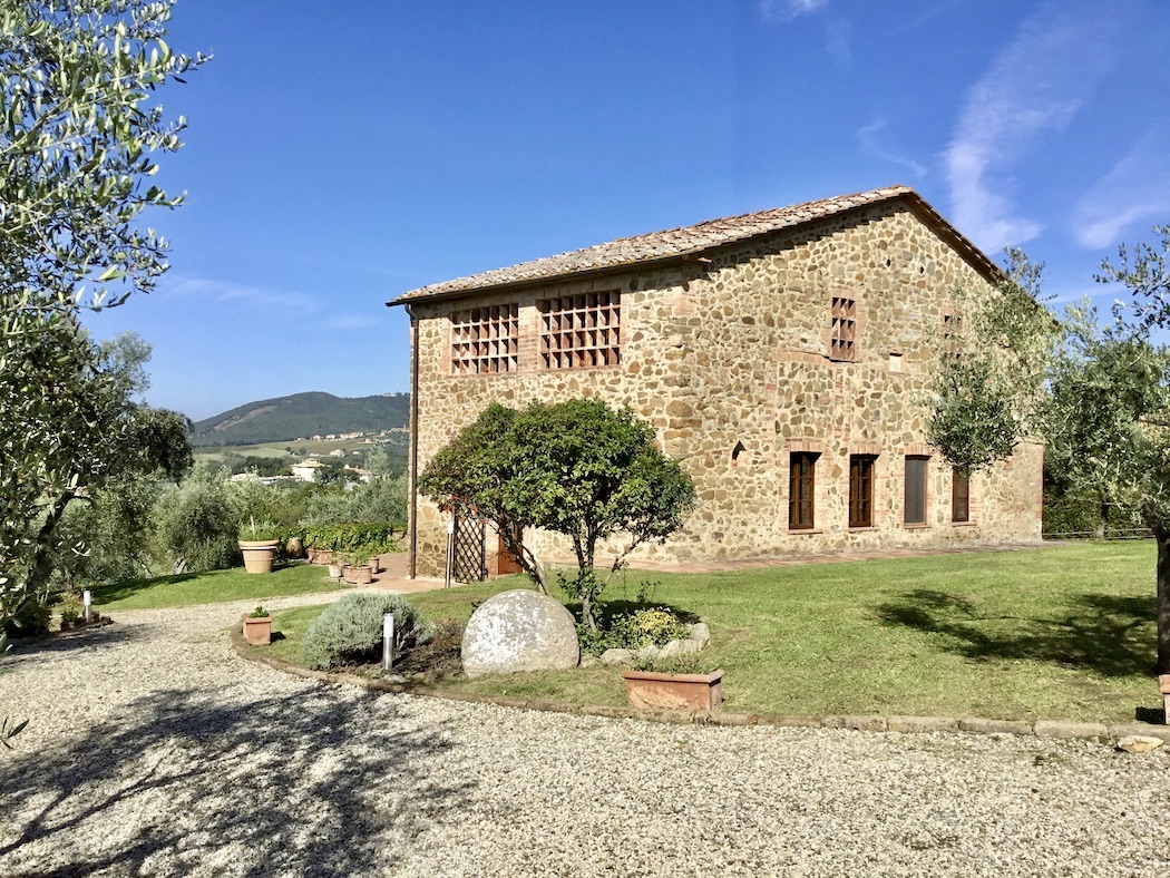 Country house in ancient Tuscan estate C154 Prins Tuscan Properties