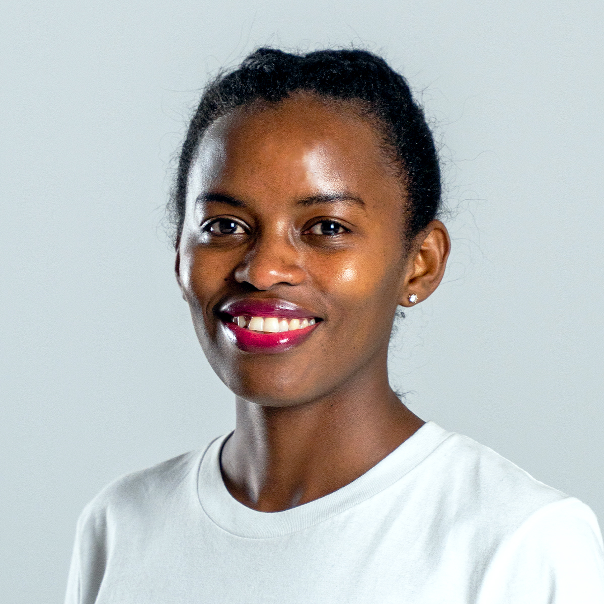 ULTIMATE GUIDE How to start a clothing line with no money