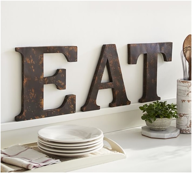 What Wall Hangings Are the Most Suitable for Rustic Wall Decor