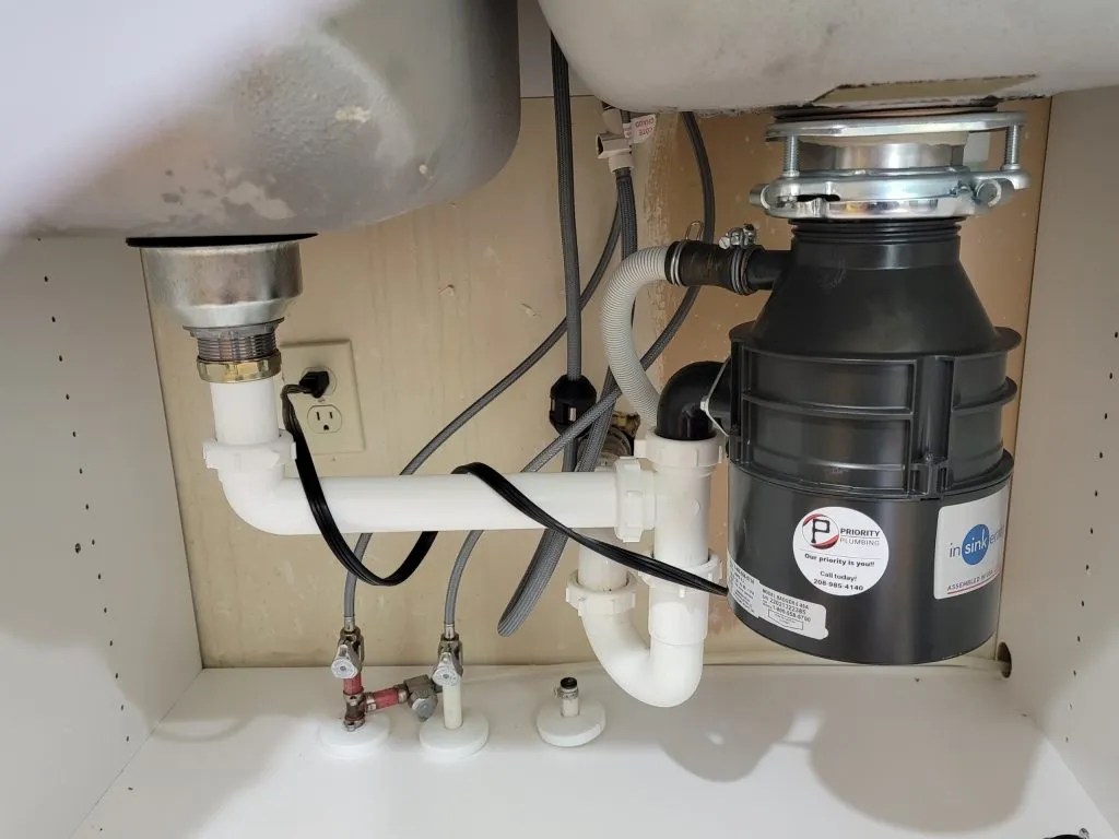 4 Tips to Help You Protect Kids & Pets From Electrical Outlets at Home