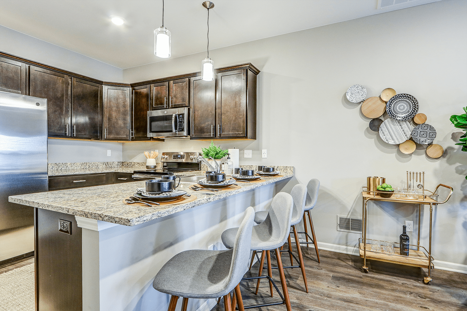 Newbury on the Green Luxury Apartments in Washington Township, MI