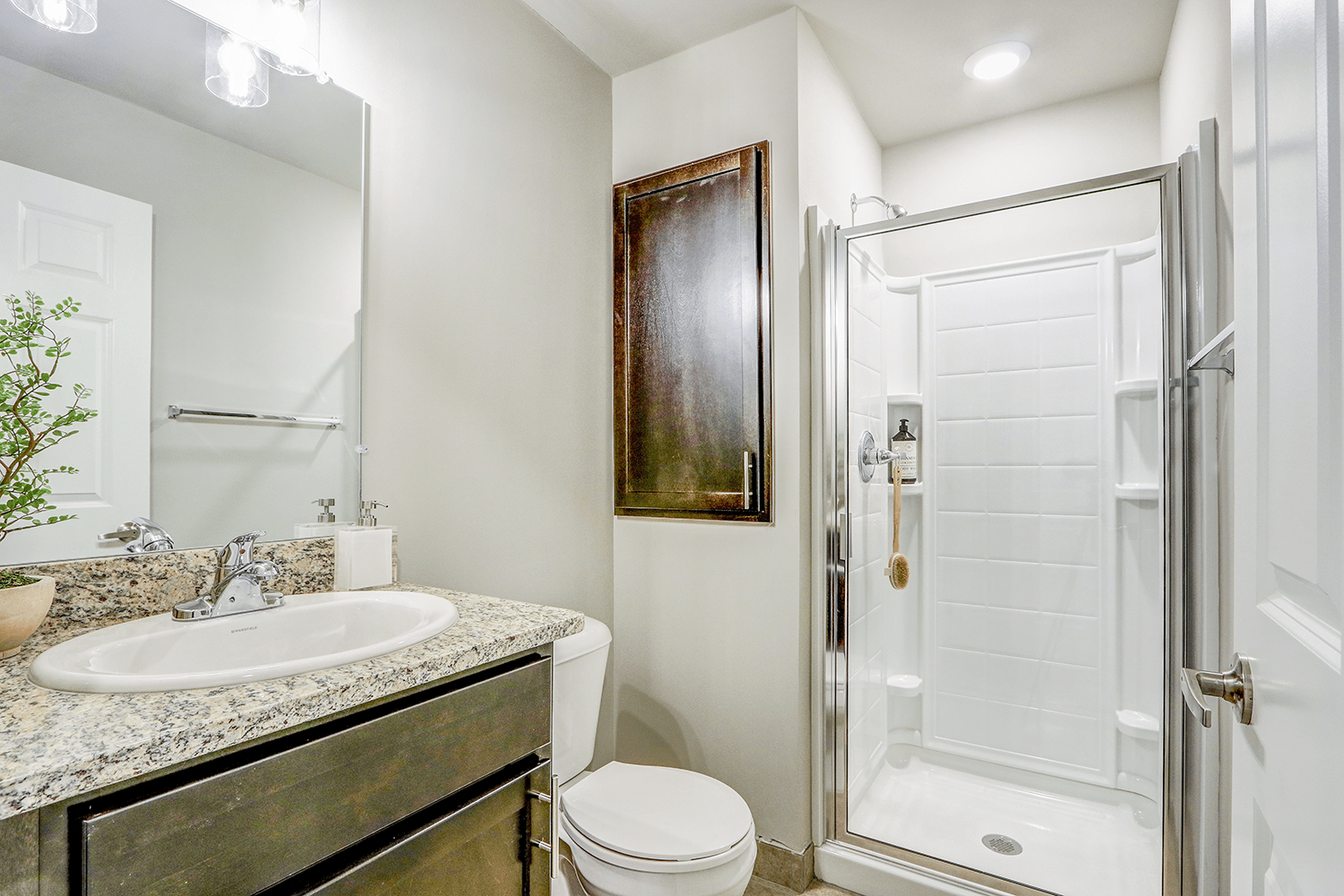 Newbury on the Green Luxury Apartments in Washington Township, MI