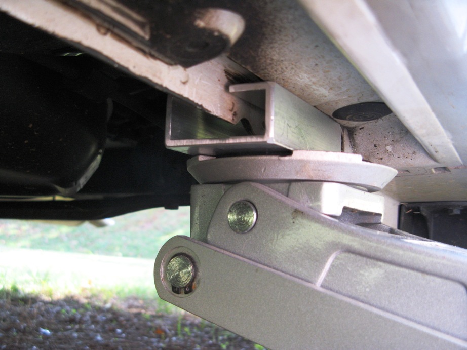 Use Floor Jack On Pinch Welds The Floors