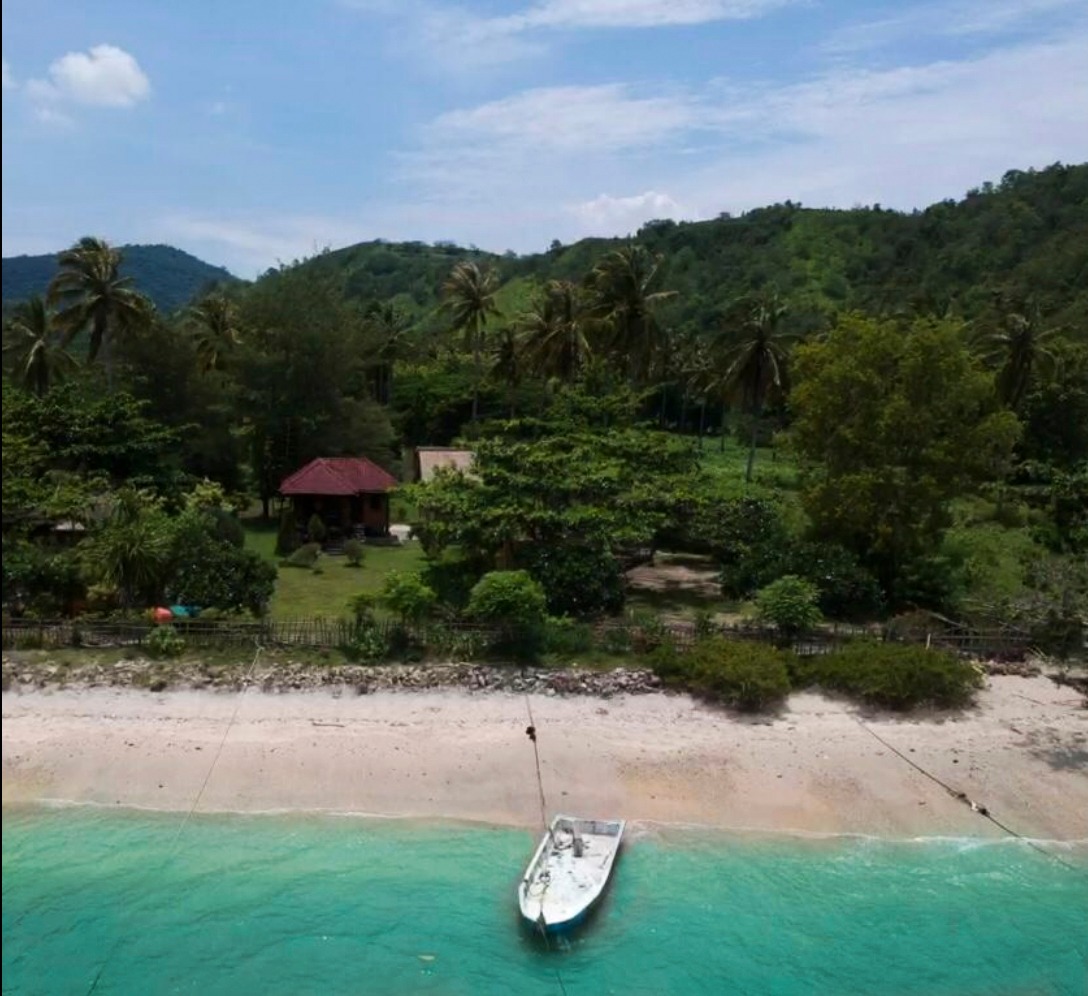Beachfront land for sale property investment