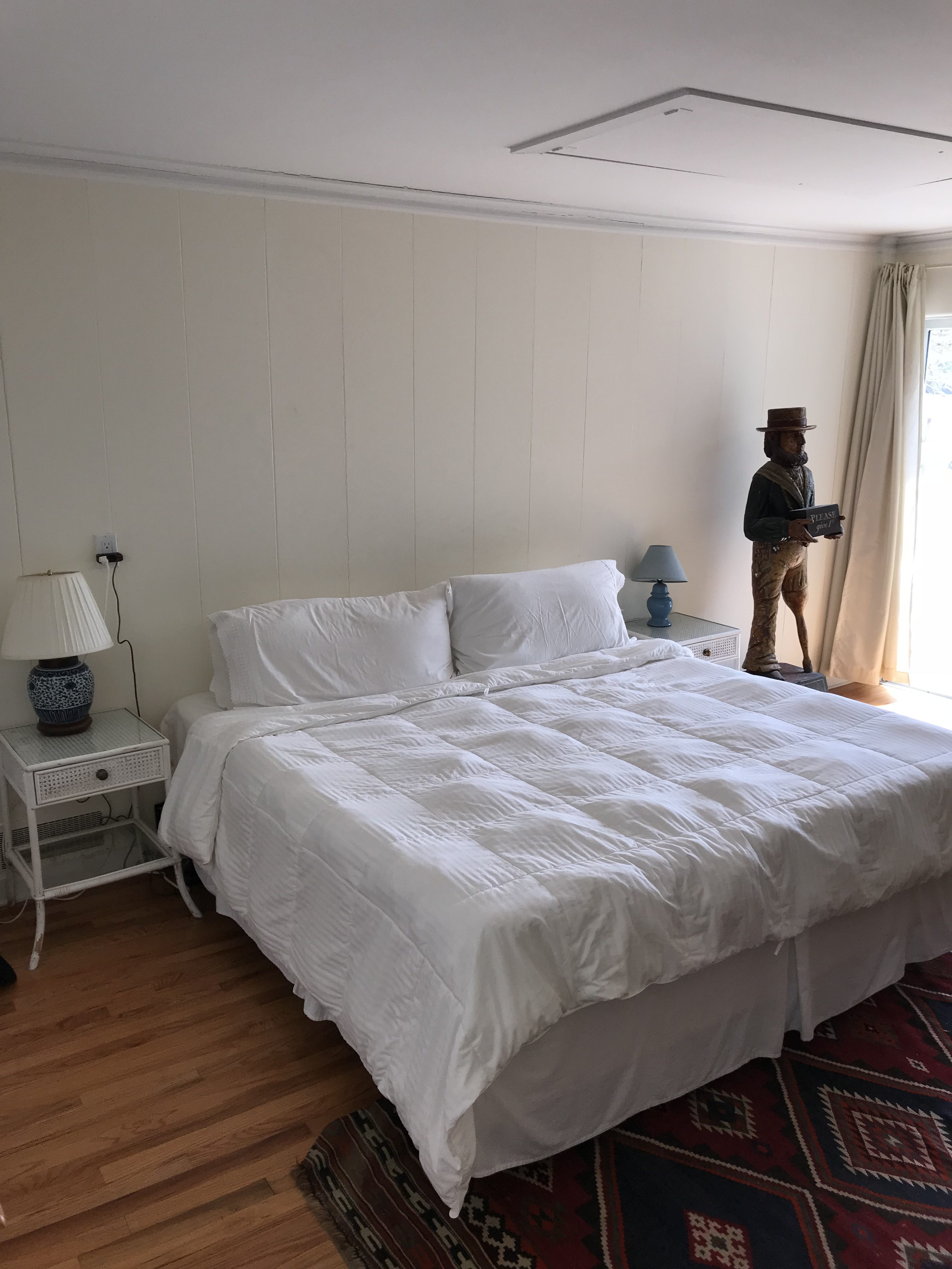 32 Beach Lane Quogue Privet Estate Sales in the Hamptons