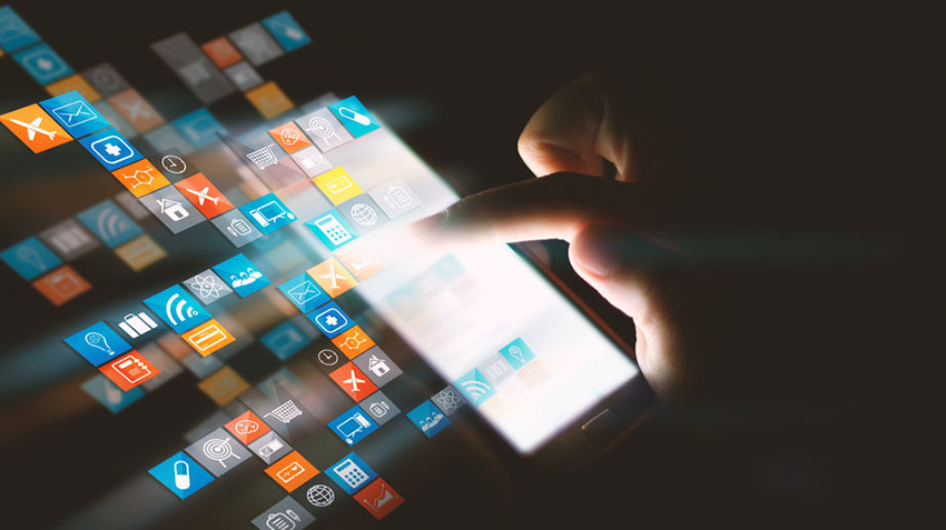 Collecting Oral History in the Digital Age wiki