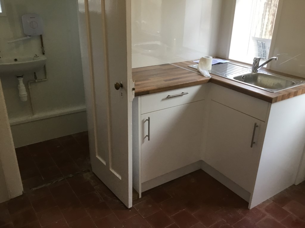 Robinson Road, Gloucester, GL1 5BZ Pro Services Lettings and Maintenance