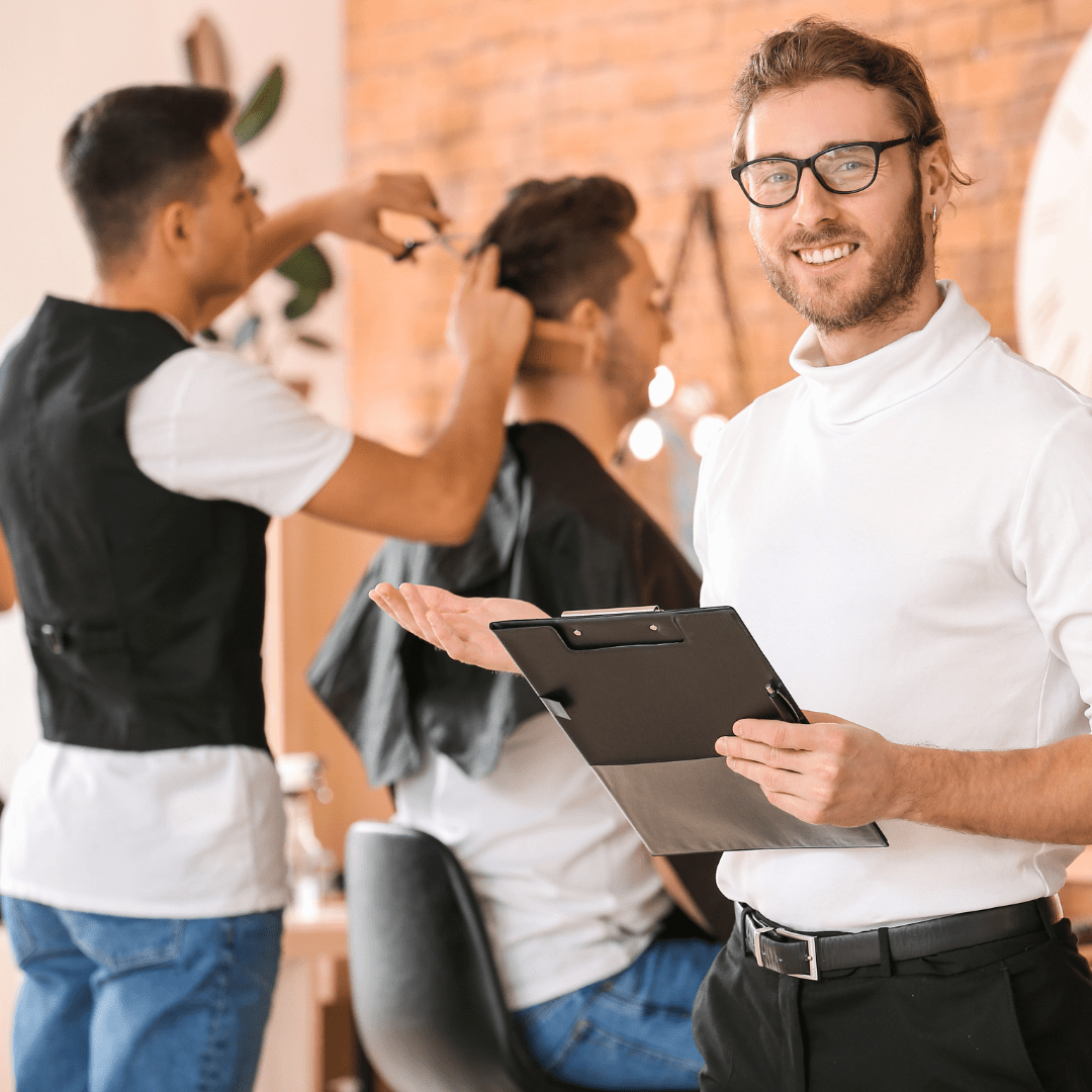 Une super équipe dans un super salon Quelques conseils pour manager votre équipe