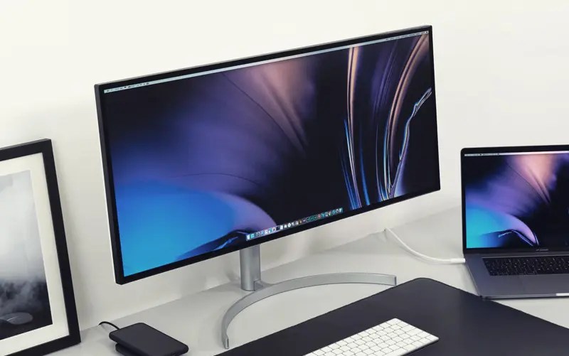 The 6 Best Computer Monitors with Camera Builtin