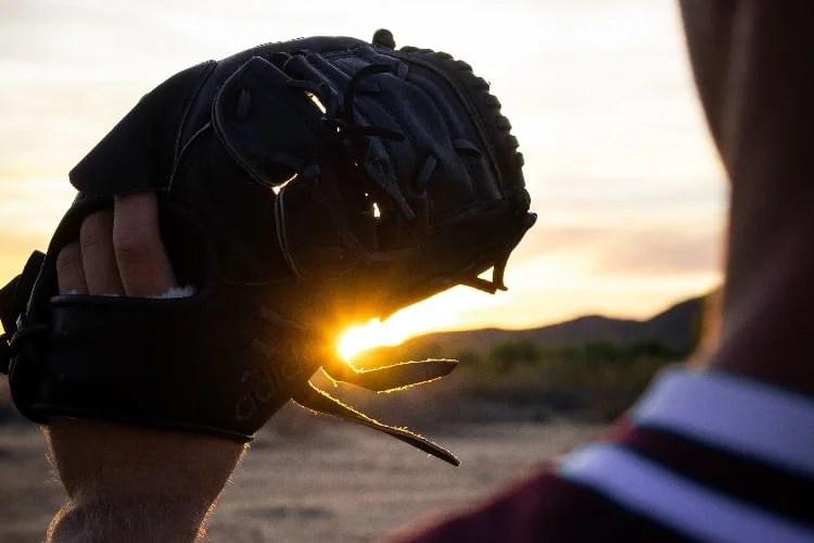 7 Baseball Laces and Glove Care Kits Unleash your Glove's Potential!