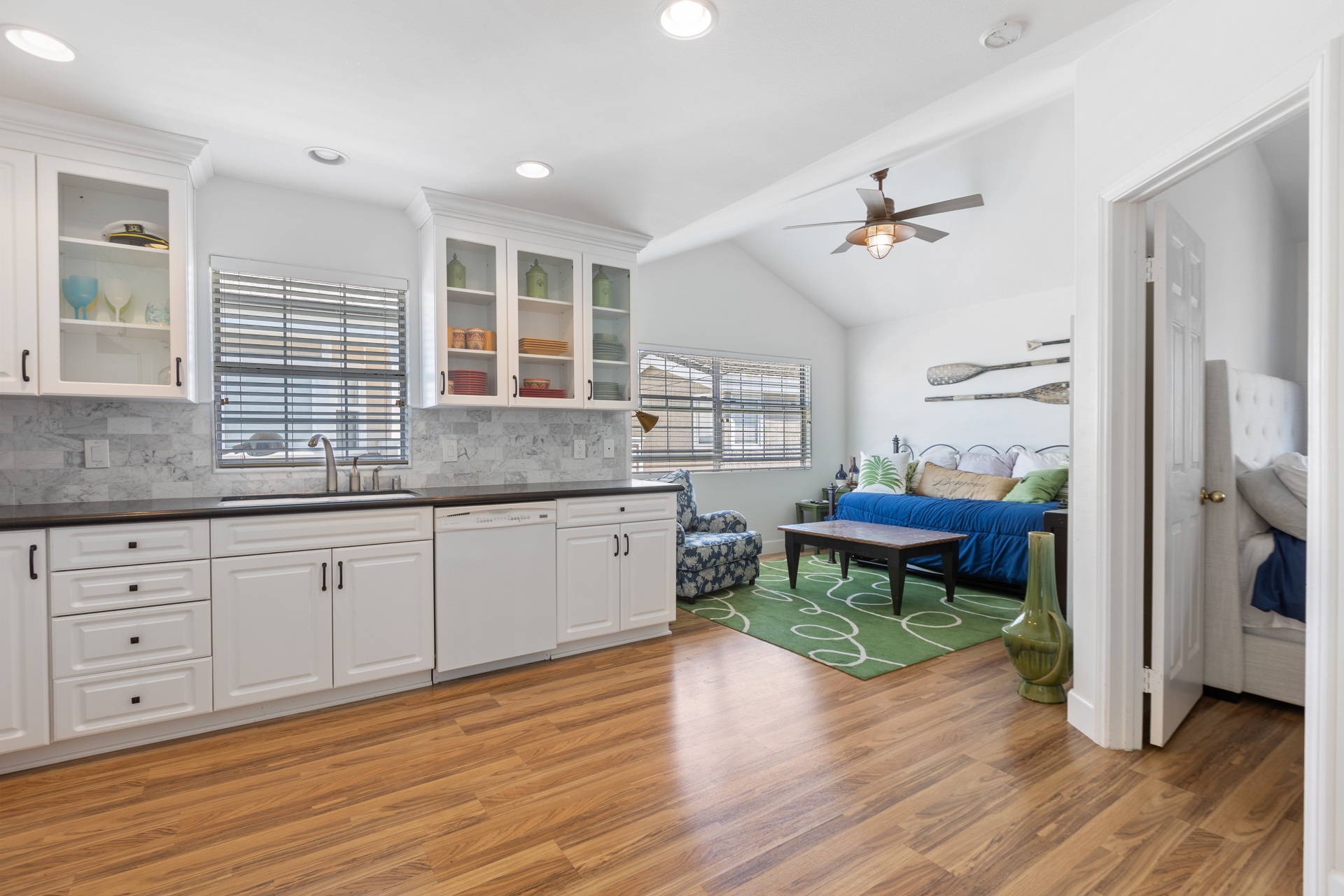 116.5 Sapphire Balboa Island Abrams Coastal Properties