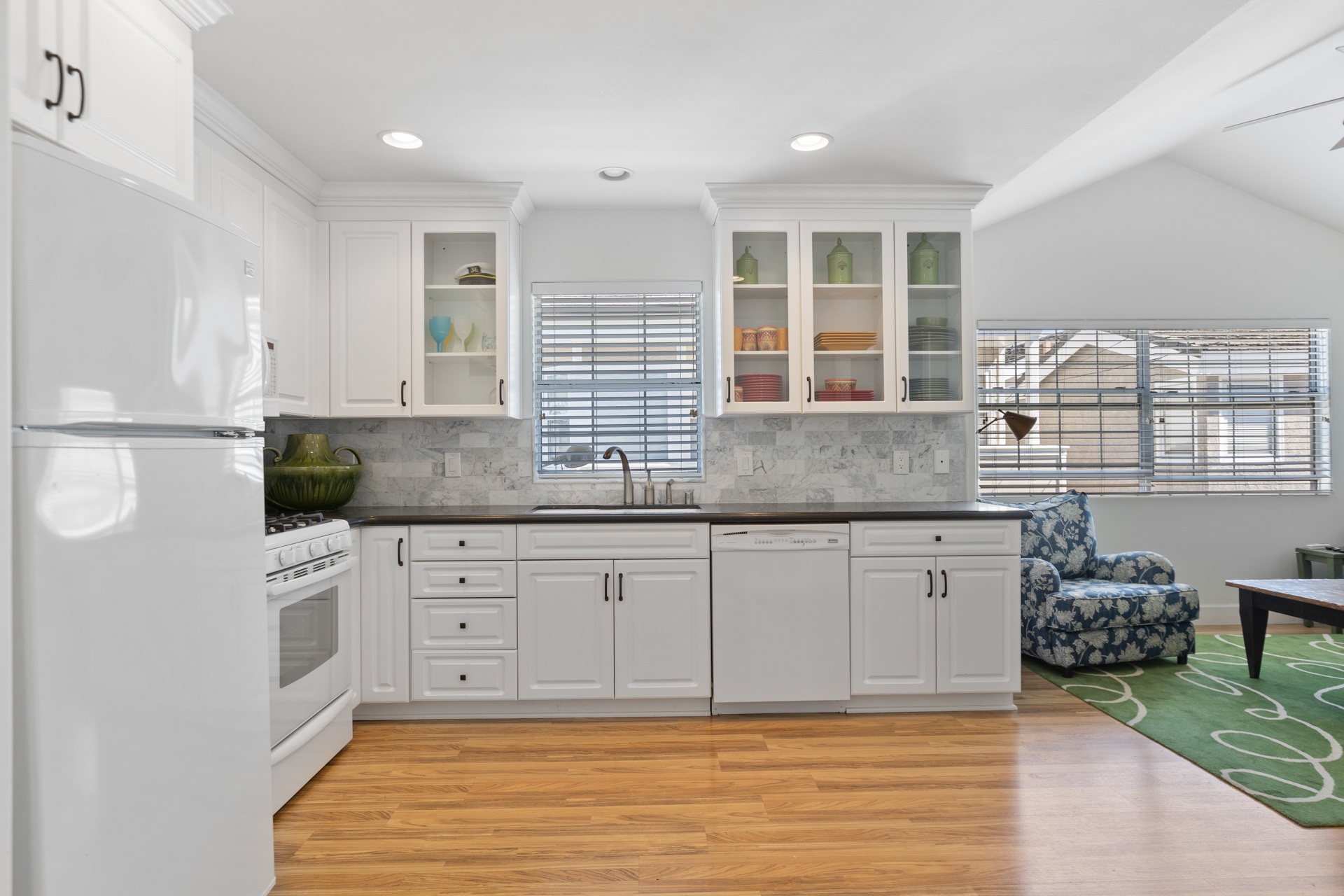 116.5 Sapphire Balboa Island Abrams Coastal Properties