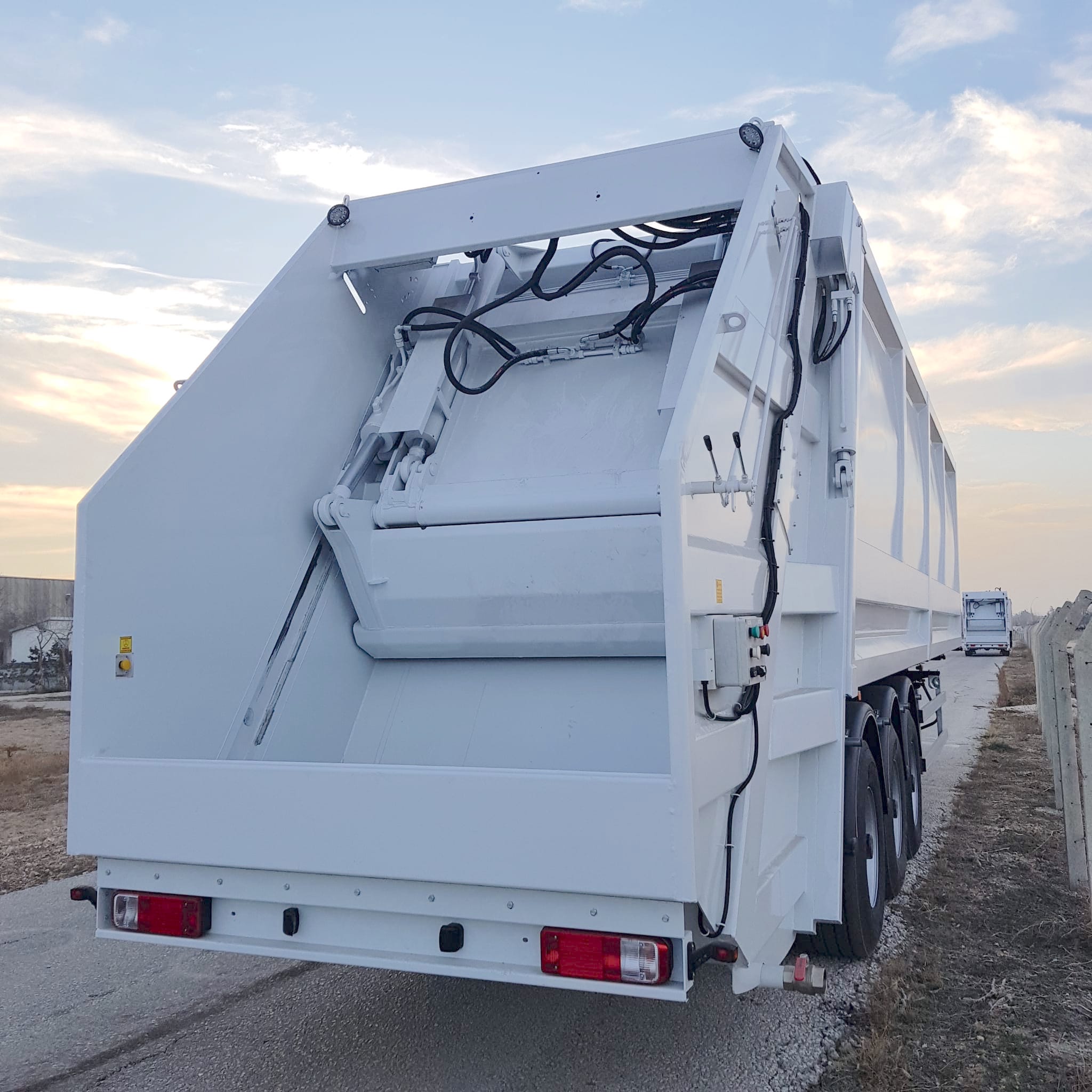 Semi Trailer Garbage Transfer Compactor Waste