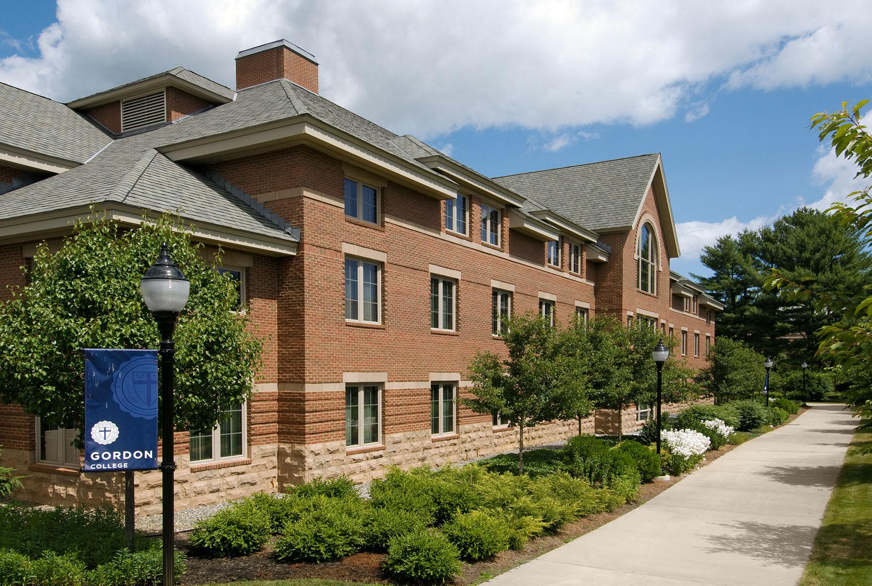 Chase Hall At Gordon College PROCON, inc.