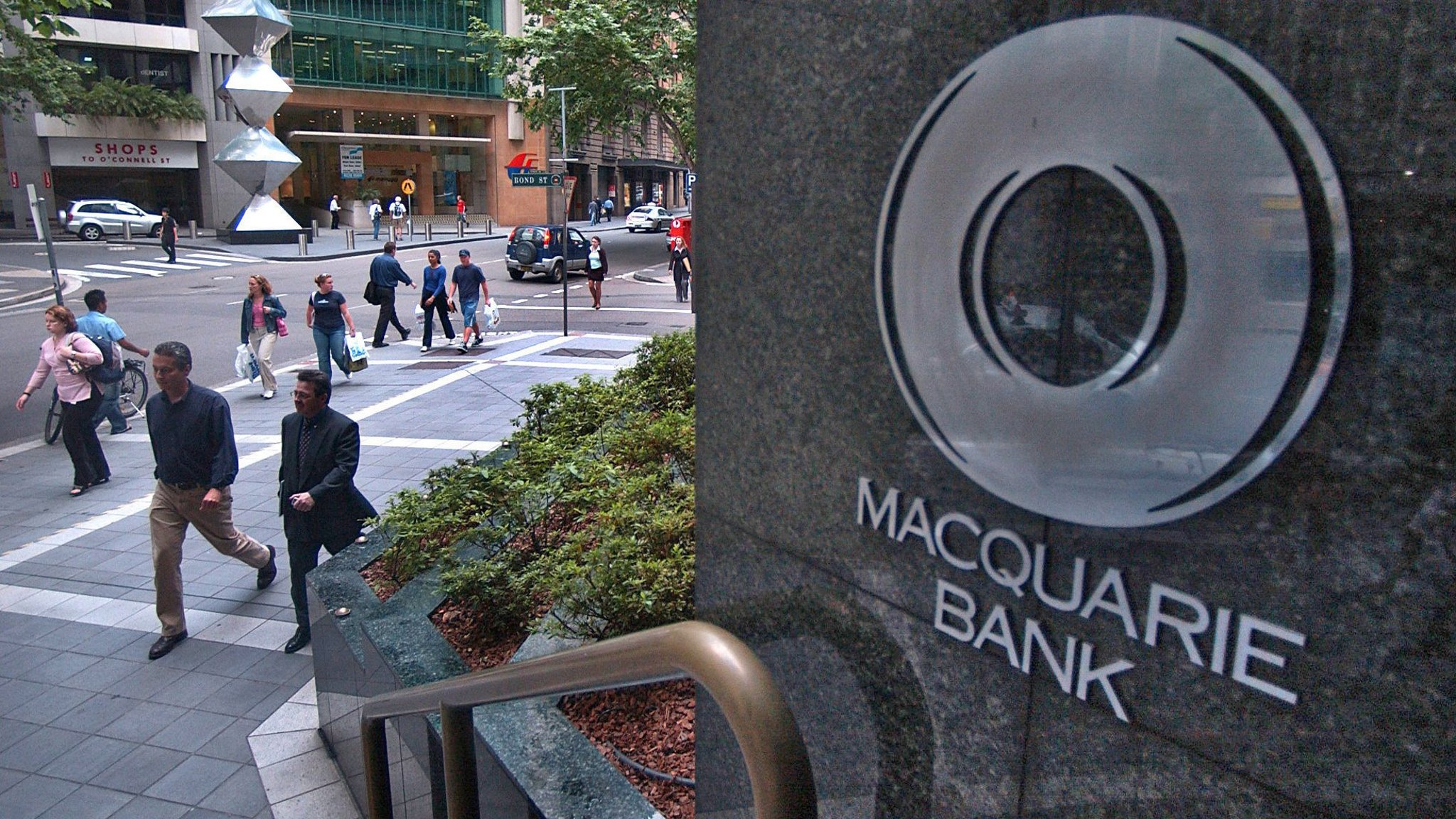 Macquarie completes £2.3bn Green Investment Bank deal